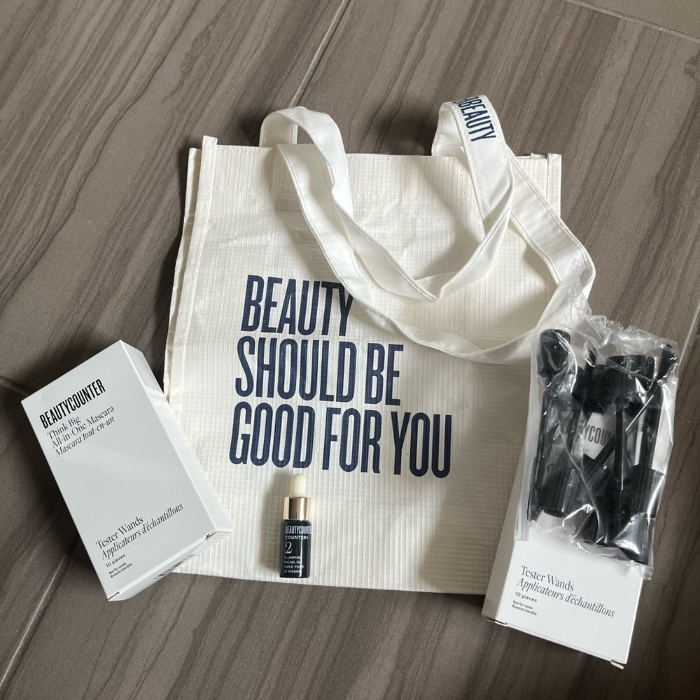 Beautycounter Bundle: Bag, Mascara Wands, Plumping Facial Oil